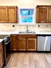 205C Knaack Ct in Ava, MO - Building Photo - Building Photo