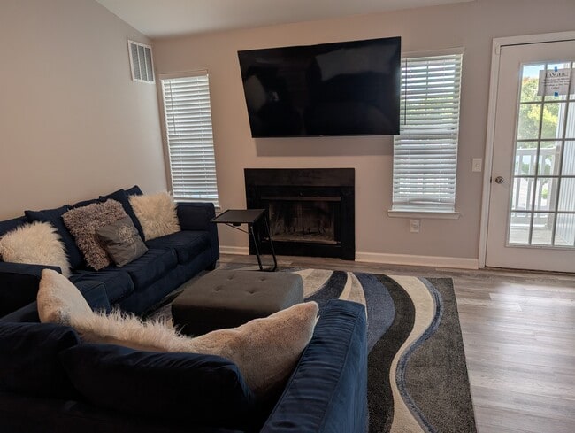 property at 400 Waters Edge Dr
