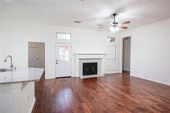 1029 Janus Dr in Carrollton, TX - Building Photo - Building Photo