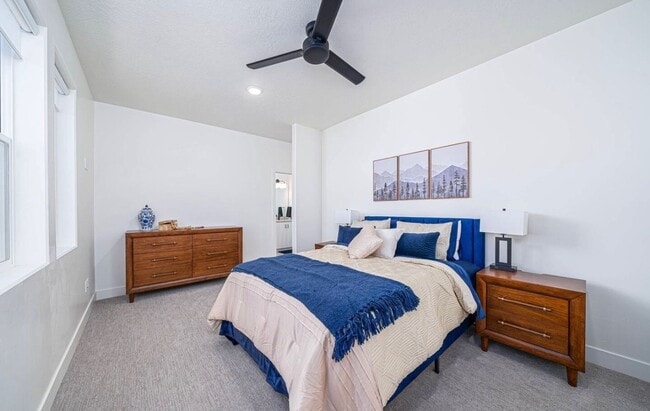 property at 665 E 2015 N