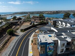 Triton Encinitas in Encinitas, CA - Foto de edificio - Building Photo