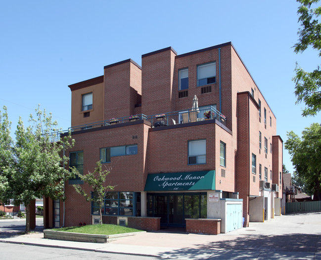 Oakwood Manor Apartments in Toronto, ON - Building Photo - Building Photo