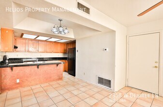 2358 W Desiree Ln in Tempe, AZ - Building Photo - Building Photo