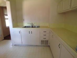 2305 14th St-Unit -1 in Lubbock, TX - Building Photo - Building Photo