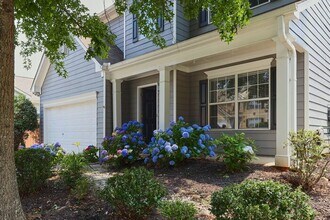 127 Whitfield Way in Woodstock, GA - Foto de edificio - Building Photo