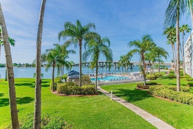 property at 5901 Bahia Del Mar Cir N
