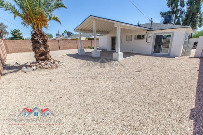 property at 2912 W Butler Dr