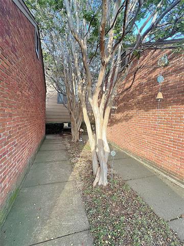 1611 Brentwood Dr in Irving, TX - Building Photo - Building Photo