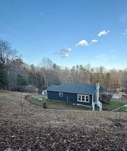 2050 Blowing Rock Blvd in Lenoir, NC - Building Photo - Building Photo