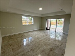 4157 NE 14th St in Homestead, FL - Building Photo - Building Photo