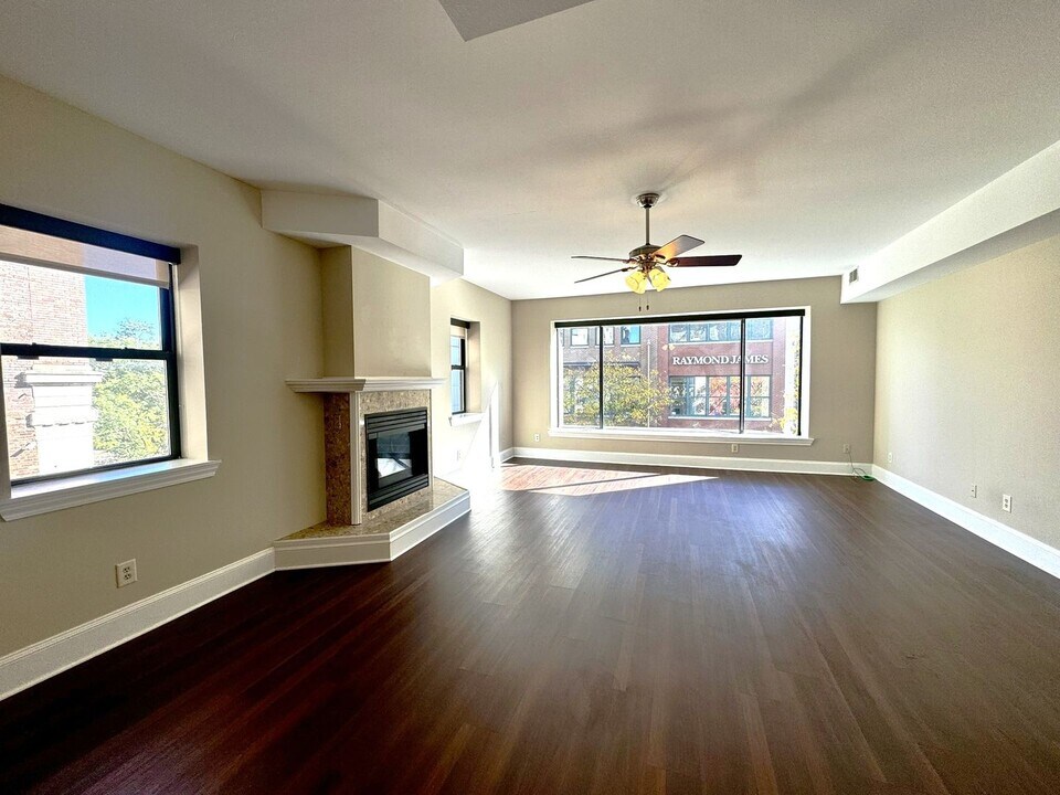 128 S Kalamazoo Mall in Kalamazoo, MI - Building Photo