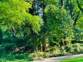 823 W Miner St in West Chester, PA - Building Photo