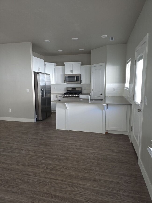 3064 N 175 E in Cedar City, UT - Building Photo - Building Photo