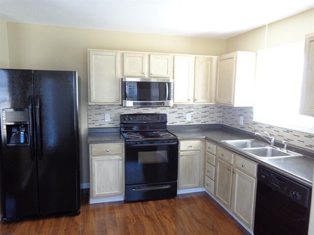 13104 Young Fawn Ct in Charlotte, NC - Building Photo - Building Photo