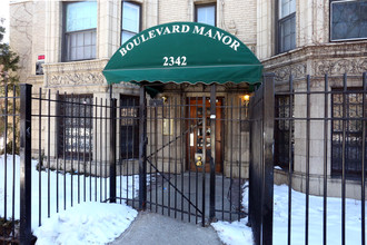 Boulevard Manor in Chicago, IL - Foto de edificio - Building Photo