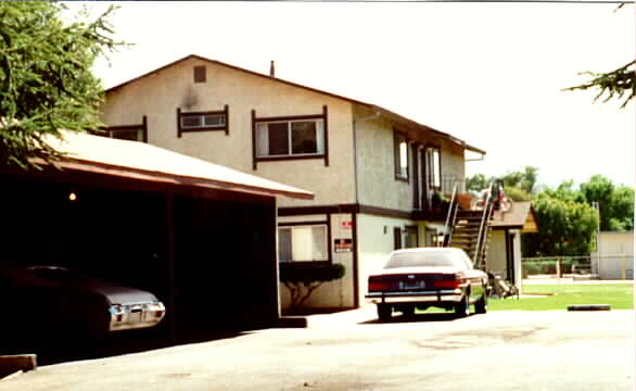 7225 East. St in Gilroy, CA - Building Photo - Building Photo