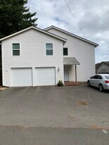 1964 Front Ave W, Unit 1964 Upper in Bremerton, WA - Building Photo