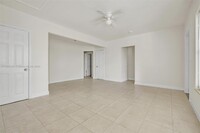 7905 Crespi Blvd in Miami Beach, FL - Building Photo - Building Photo