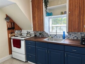 810 22nd Ave N in St. Petersburg, FL - Building Photo - Building Photo