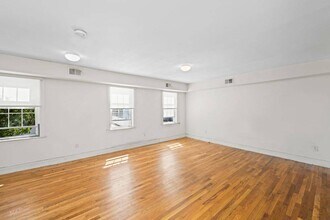 143 Beach St in Staten Island, NY - Building Photo - Building Photo