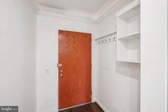 649 C St SE, Unit 302 in Washington, DC - Building Photo - Building Photo