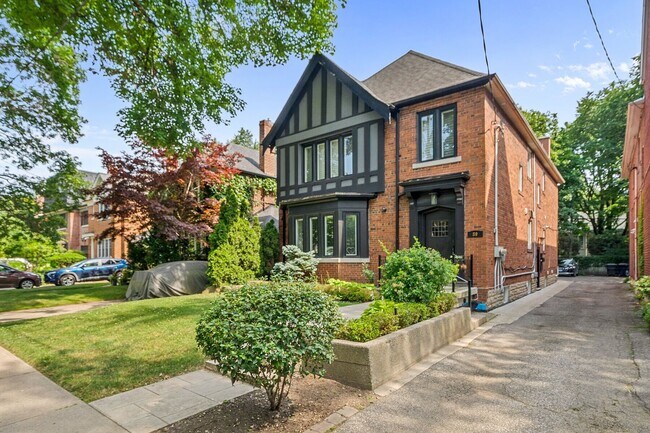 89 Whitehall Rd in Toronto, ON - Building Photo - Building Photo