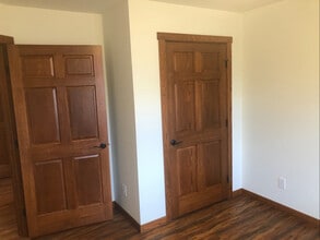 1402 Maple Dr in Rockland, WI - Foto de edificio - Building Photo