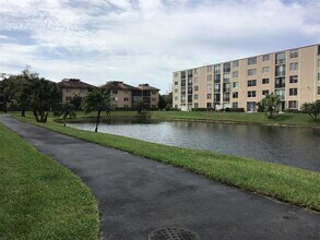 7740 NW 50th St in Lauderhill, FL - Building Photo - Building Photo