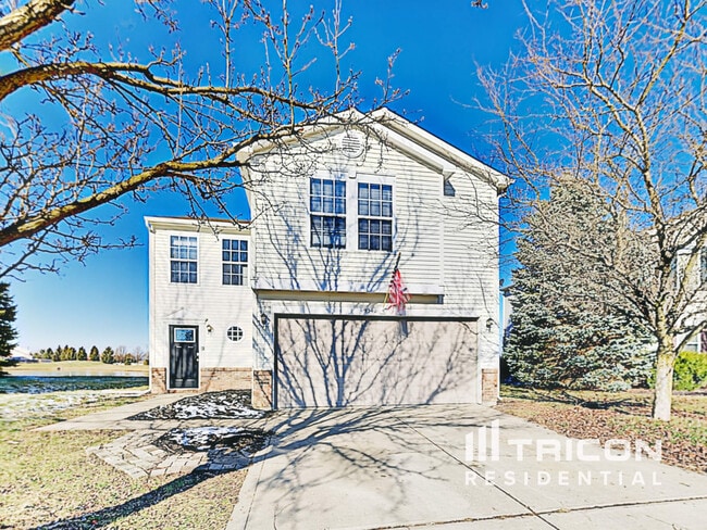 9340 W Dockside Cir in Pendleton, IN - Building Photo - Building Photo