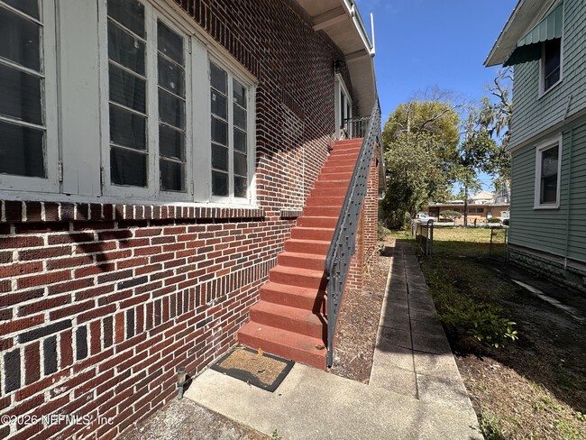 property at 231 W 10th St