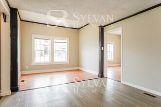 102 Edwards St in Simpsonville, SC - Building Photo - Building Photo