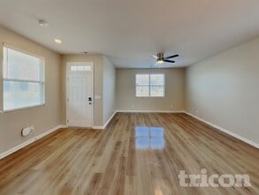 1406 Ashfield Pl in Lebanon, TN - Building Photo - Building Photo