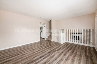 4922 Dunlap Rd in Columbus, OH - Building Photo - Building Photo