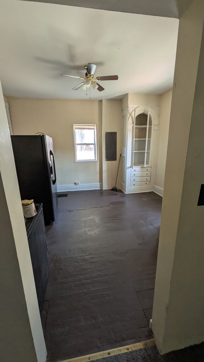 2347 Eoff St in Wheeling, WV - Foto de edificio - Building Photo