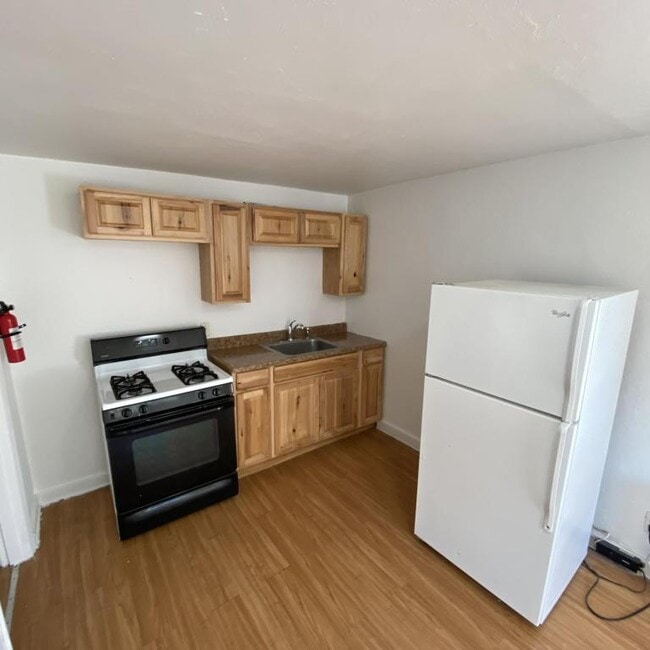 115 Brinton Ave in Pitcairn, PA - Building Photo - Building Photo