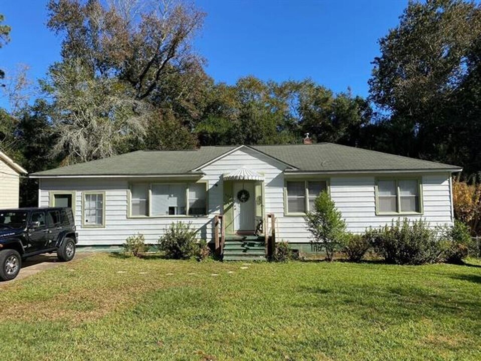 409 Murat St in Tallahassee, FL - Building Photo