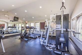 Ellyn Crossing in Glendale Heights, IL - Building Photo - Building Photo