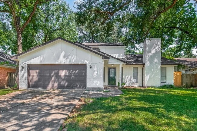 3207 Glade Springs Dr