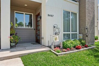9467 Timberleaf Dr in Dallas, TX - Foto de edificio - Building Photo