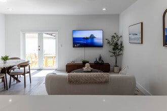 Pearl at Pompano Beach in Pompano Beach, FL - Foto de edificio - Interior Photo