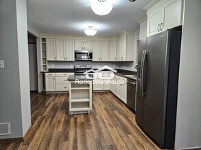 1705 NE Cortina Dr in Ankeny, IA - Foto de edificio - Building Photo