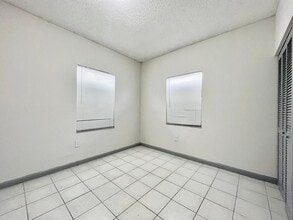 1311 NW 8th Pl in Homestead, FL - Building Photo - Building Photo