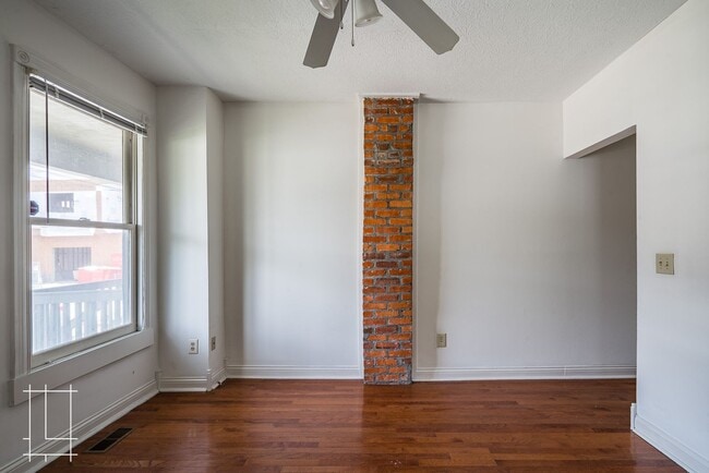 193-195-195 E Greenwood Ave in Columbus, OH - Building Photo - Building Photo