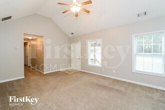 6013 Radford Dr in Riverdale, GA - Building Photo - Building Photo