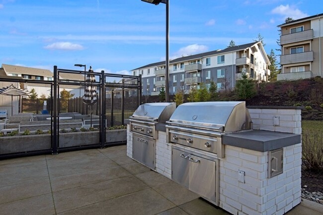 Martingale Apartments in Lacey, WA - Building Photo - Building Photo