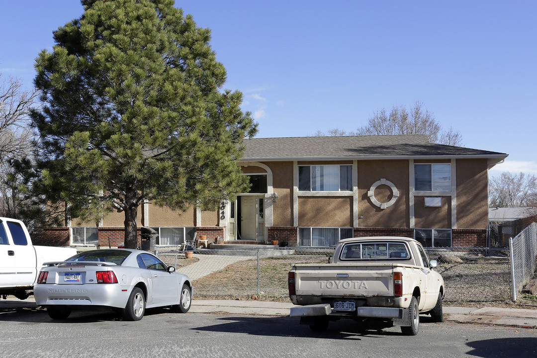 4040 Ruskin Way in Colorado Springs, CO - Building Photo