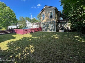 5 Alger St in Saratoga Springs, NY - Building Photo - Building Photo