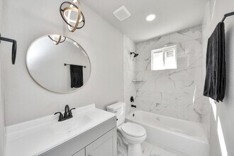 15123 Kaler Rd in Houston, TX - Building Photo - Building Photo