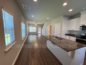 666 Dobhill Ln in Grovetown, GA - Foto de edificio - Building Photo