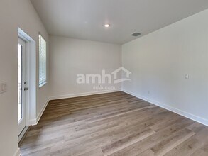 37809 Dusty Saddle Ln in Zephyrhills, FL - Building Photo - Building Photo